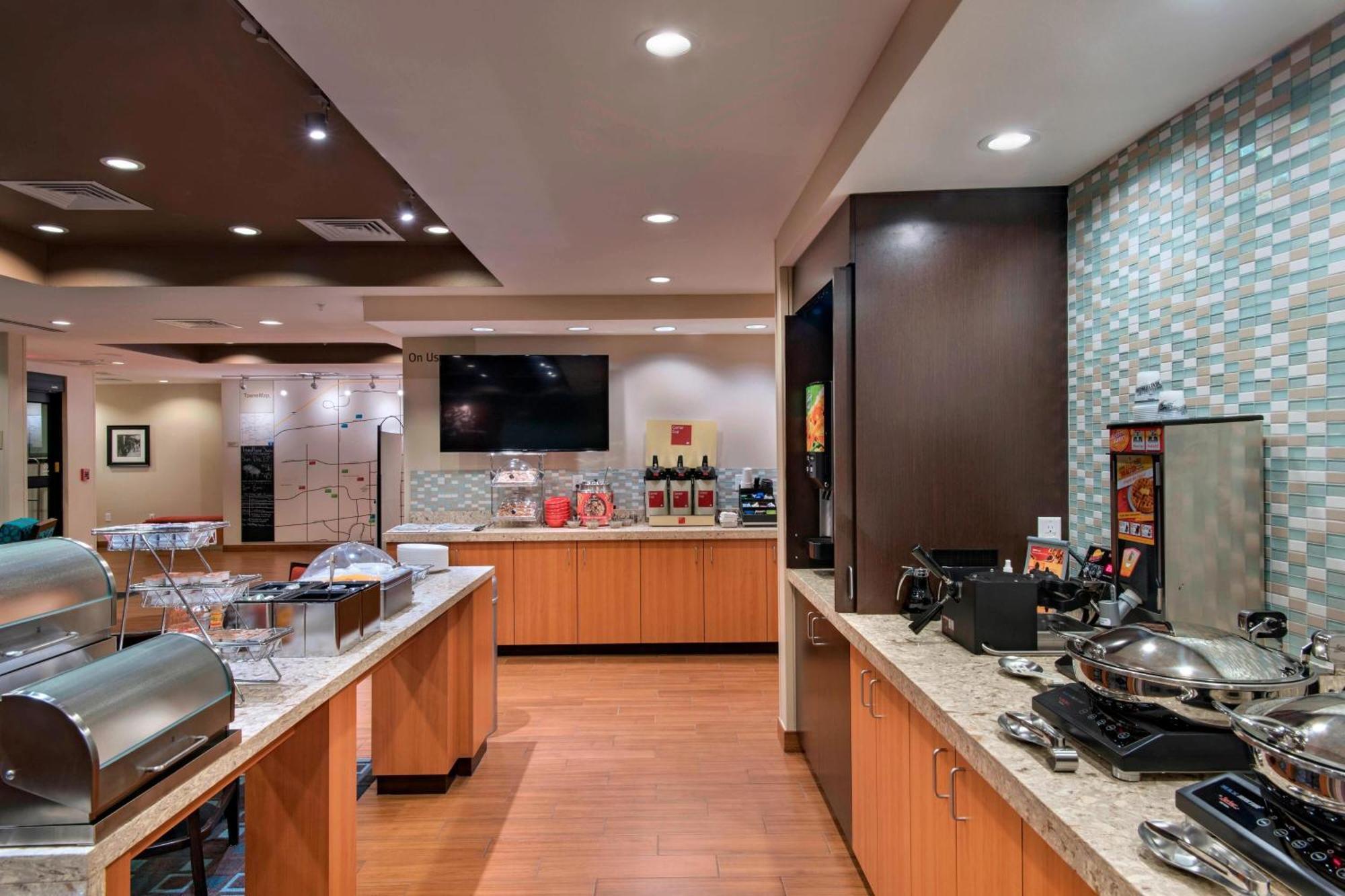 Towneplace Suites By Marriott Des Moines West/Jordan Creek West Des Moines Extérieur photo